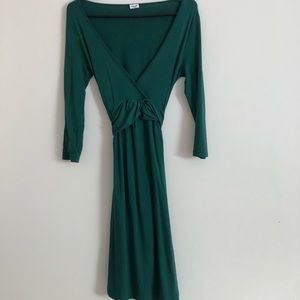 Splendid green fitted dress